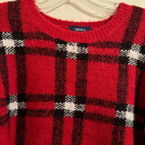FOREVER 21 Women Red & Black
Checked Sweater - Picture 8 of 12